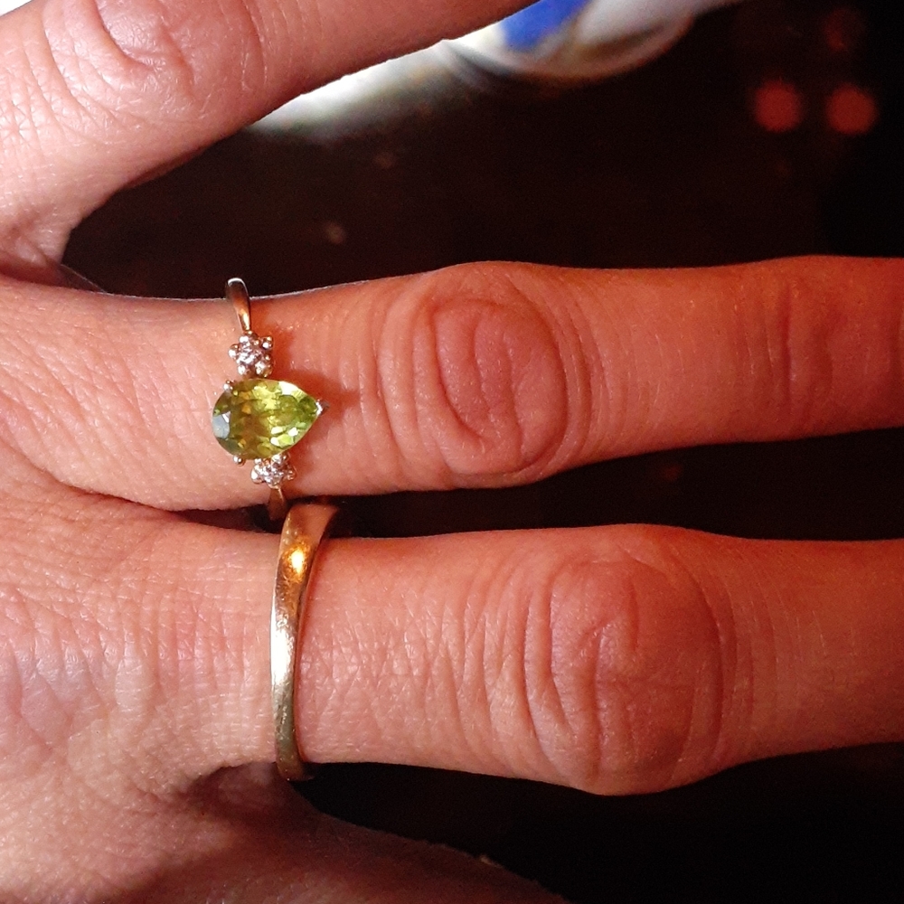 Stunning and Beautiful Peridot Ring